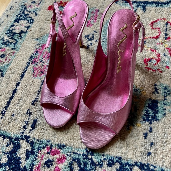 Pink vintage kitten heels Nina Ricci heels! - Picture 5 of 7